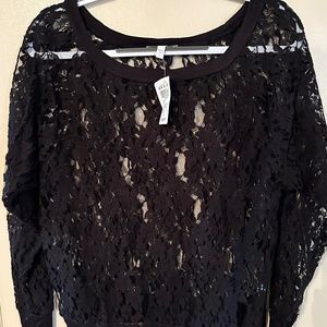 Delia’s soft lace top black with tags size Lg